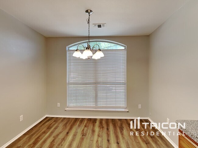 Building Photo - 5718 Magnum Dr