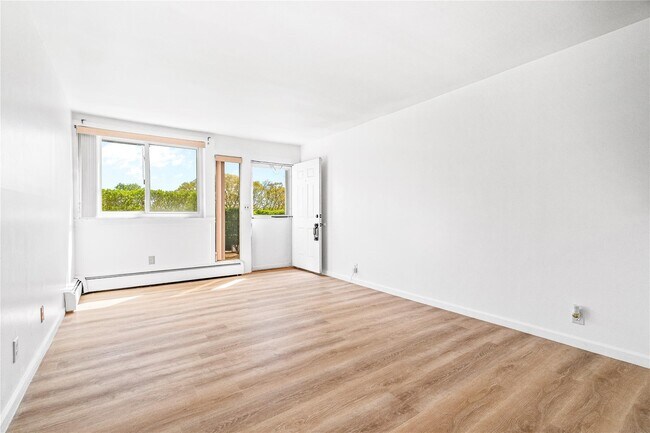 Foto del edificio - 5 Wyndover Woods Ln