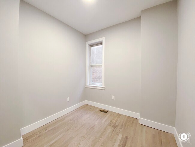 Building Photo - 153 Van Reipen Ave
