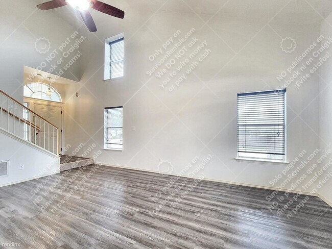 Foto del edificio - 3 br, 2 bath House - 17400 Valentine Dr