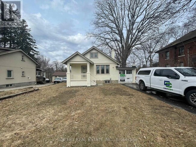 Building Photo - 1561 Hurontario St