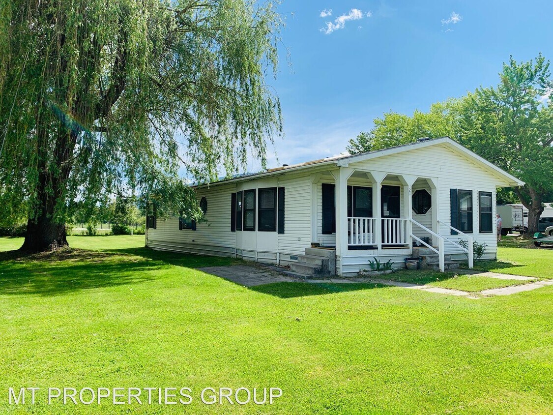 10011 Gateway Ln, Lolo, MT 59847 House Rental in Lolo, MT