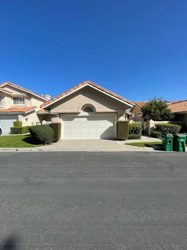 Foto del edificio - Spacious 2 Bed, 2 Bath House in Prestigious Coto de Caza For Rent!