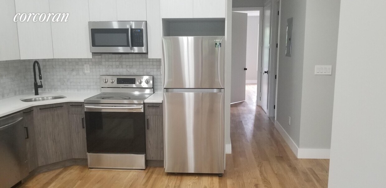 Foto principal - 680 Hendrix St