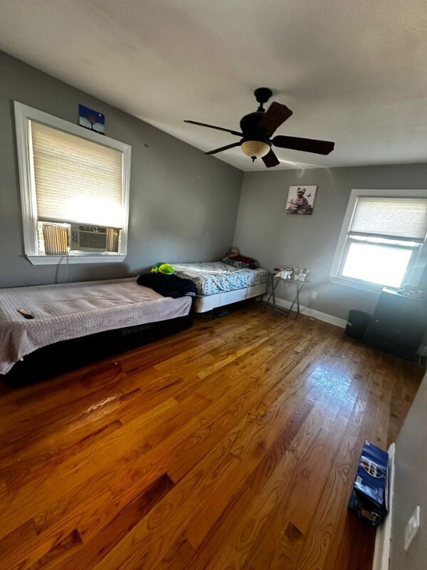 Building Photo - 1 Pearsall Dr