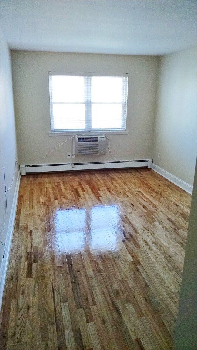 Foto del edificio - 150 Summit Ave