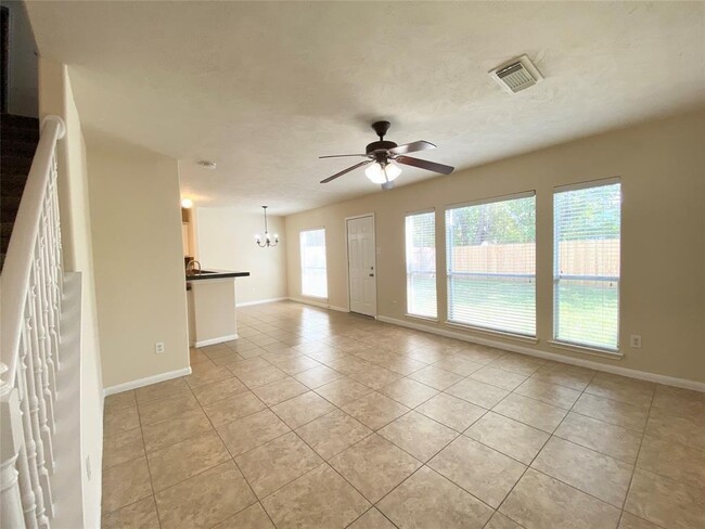 Building Photo - 3643 Windmill Village Dr