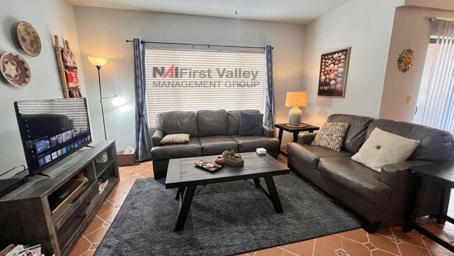 Foto del edificio - 2 Bedrooms, 2 Baths and a Single Car Garage