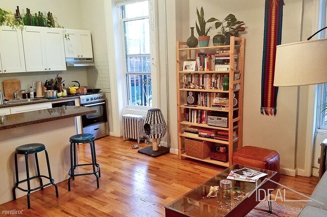 Foto del edificio - 267 Halsey St