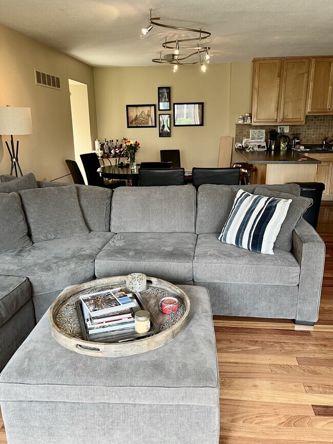 Foto del edificio - 19 S 1st St