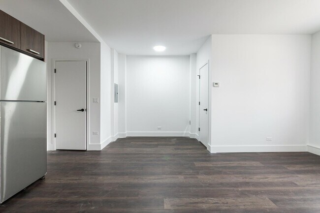 Foto del edificio - 1555 W Hollywood Ave