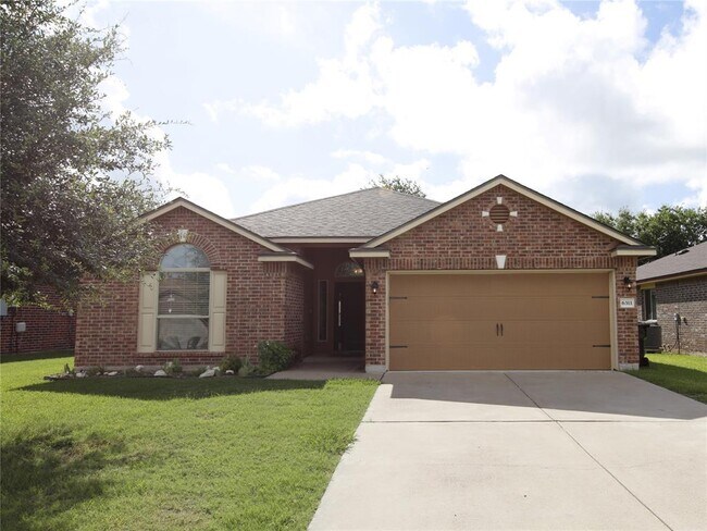 Foto del edificio - 6311 Ambrose Cir