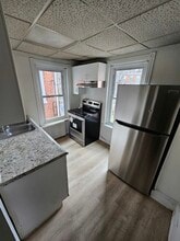 Building Photo - 751 Haws Ave