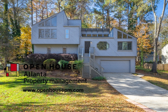 Primary Photo - 3521 Parkview Dr Marietta