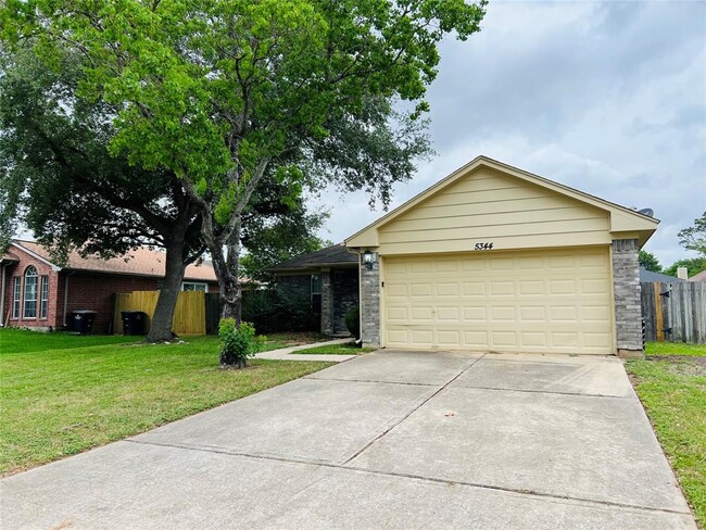 Foto del edificio - 5344 Tallowpine Terrace