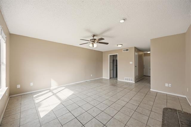 Foto del edificio - 1006 Bland Dr