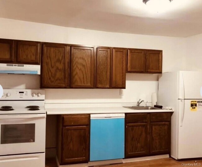 Foto del edificio - 9 Kelly Hill Rd