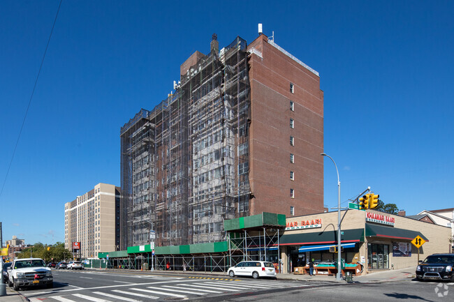 Building Photo - Park Towers East Apartments