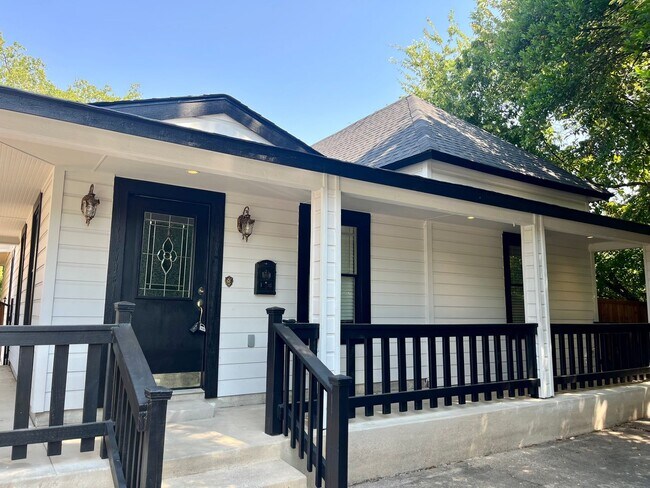 Foto del edificio - 2100 Harrison Ave