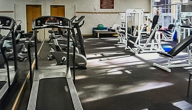 Building Photo - 191 Tuscany C