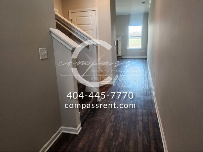 Foto del edificio - 303 Thornton Wy NW