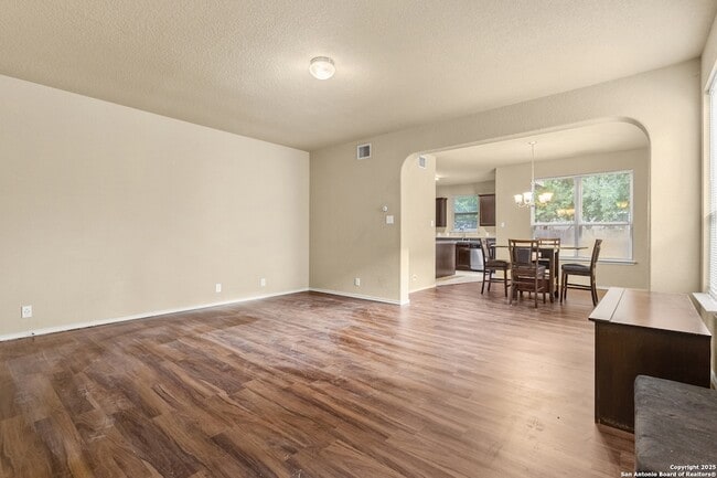 Building Photo - 7118 Sunny Day