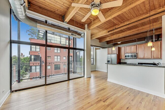 Foto del edificio - 1610 S Halsted St