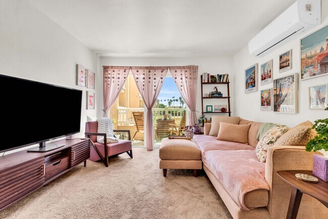 Foto del edificio - 3030 Suncrest Dr
