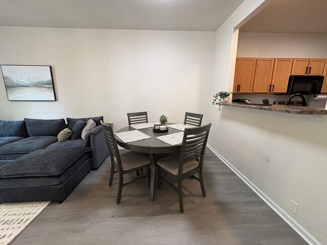 Building Photo - 2845 Tumblewood Grv