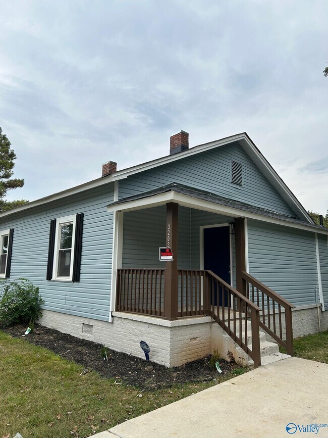 Building Photo - 3203 Clopton St SW
