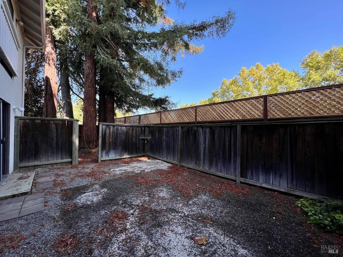 789 Stralla Ct, St. Helena, CA 94574 Condo for Rent in St. Helena, CA