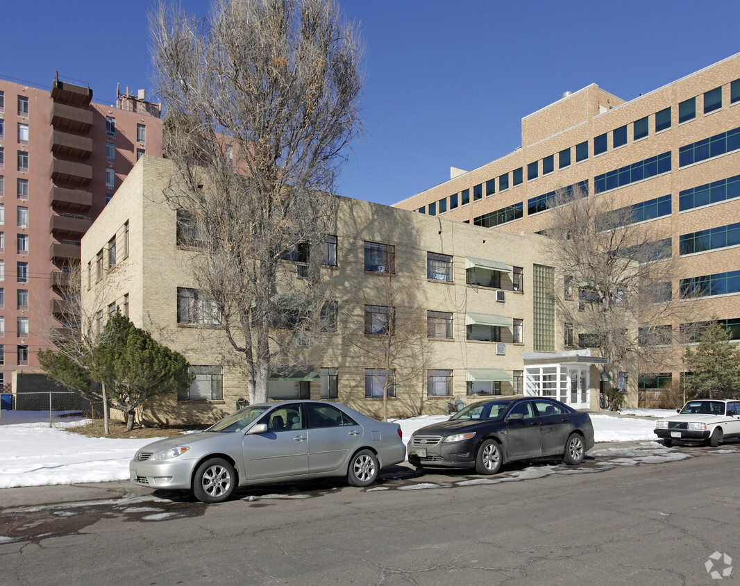 Primary Photo - Cherry Street Apartments