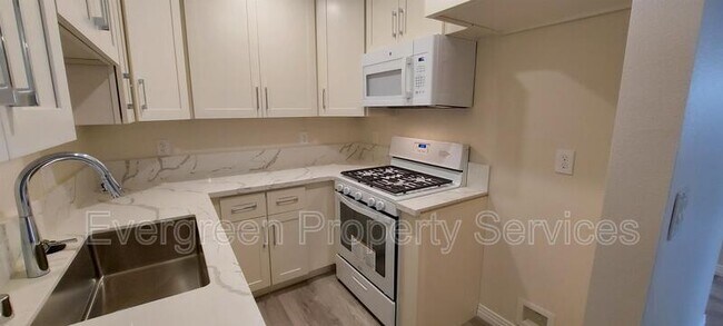 Building Photo - 4907 Douvan Ct