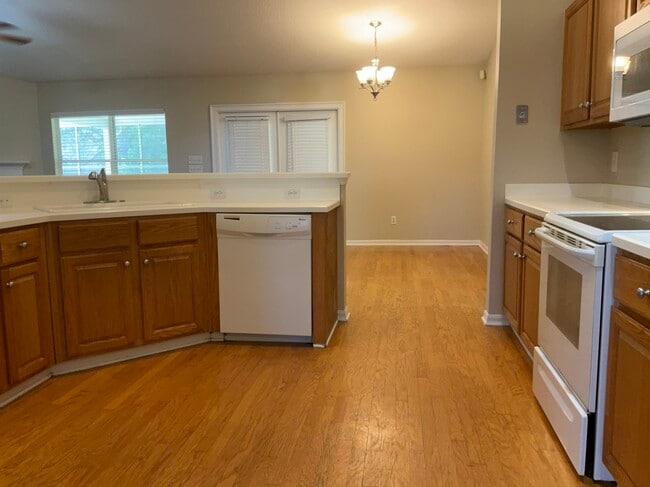 Building Photo - 209 Stellar Ct