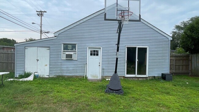 Foto del edificio - 558 Cincinnati Ave