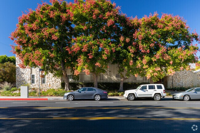 4353 Colfax Ave - Ardmore Apartments