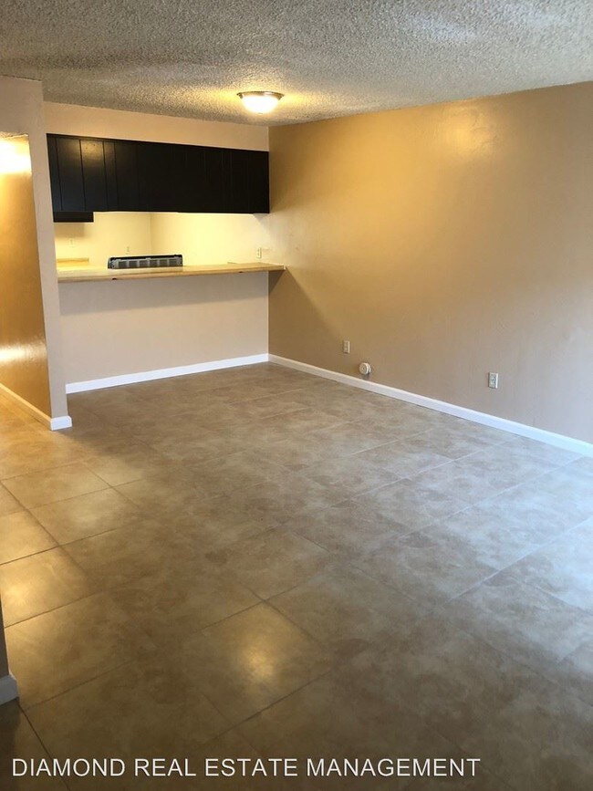 Building Photo - 4508 Tierra Verde St