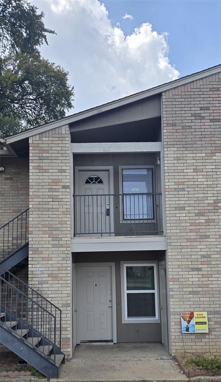 Foto del edificio - 5504 Rose Hill Cir