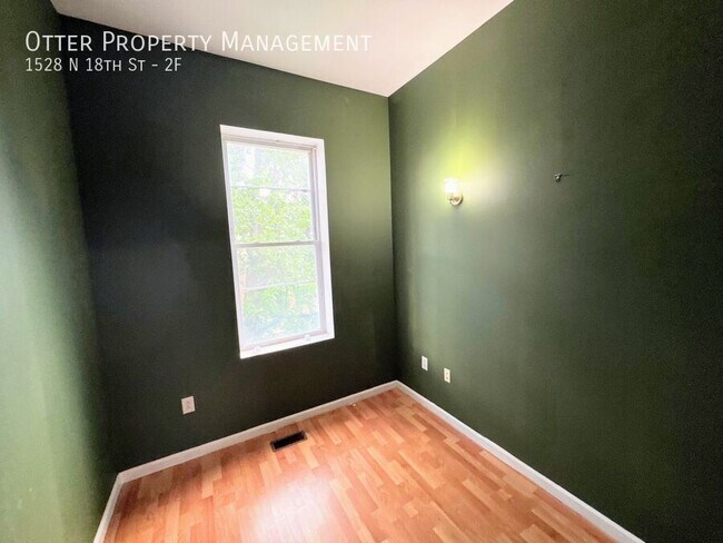 Foto del edificio - 1528 N 18th St