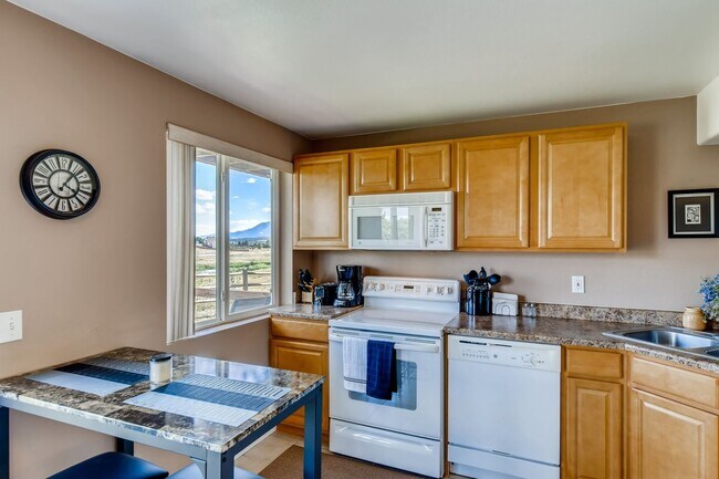 Foto del edificio - 17424 Crestview Court