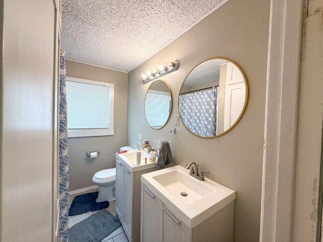 Foto del edificio - 2710 32nd St