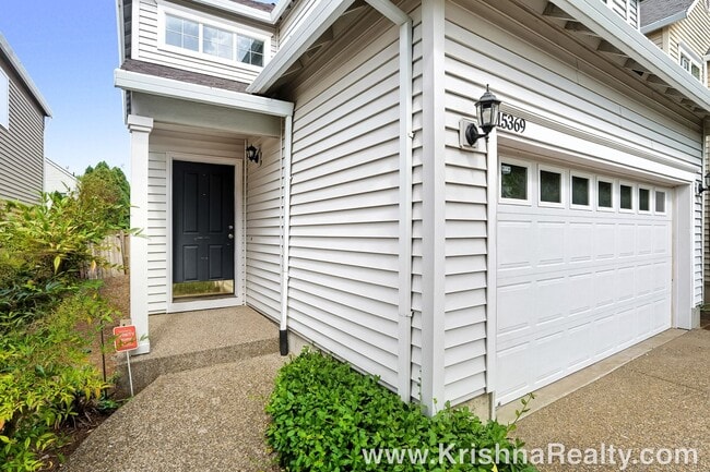 Building Photo - 15369 NW Sweetgale Ln