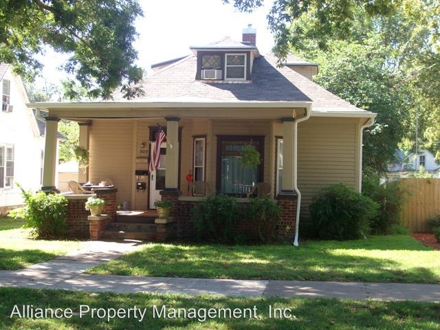 Primary Photo - 909 Leavenworth St
