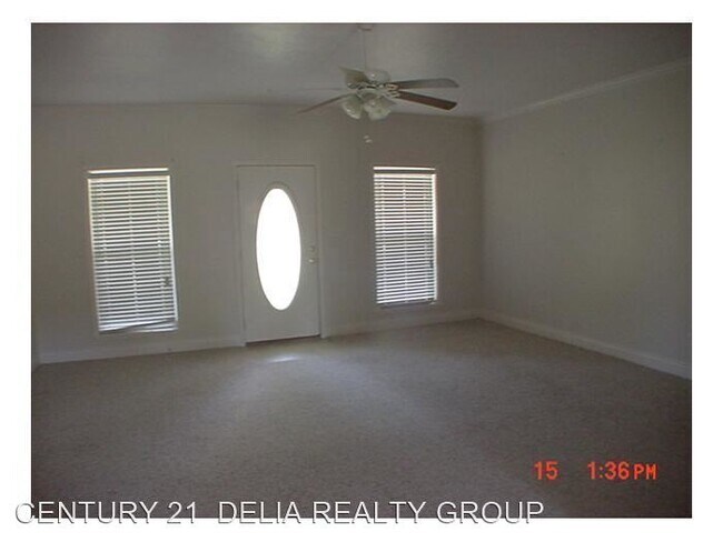 Building Photo - 3 br, 2 bath House - 213 West Hawthorne Rd