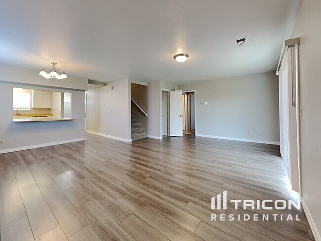 Foto del edificio - 1630 E Lake Court Marysville CA