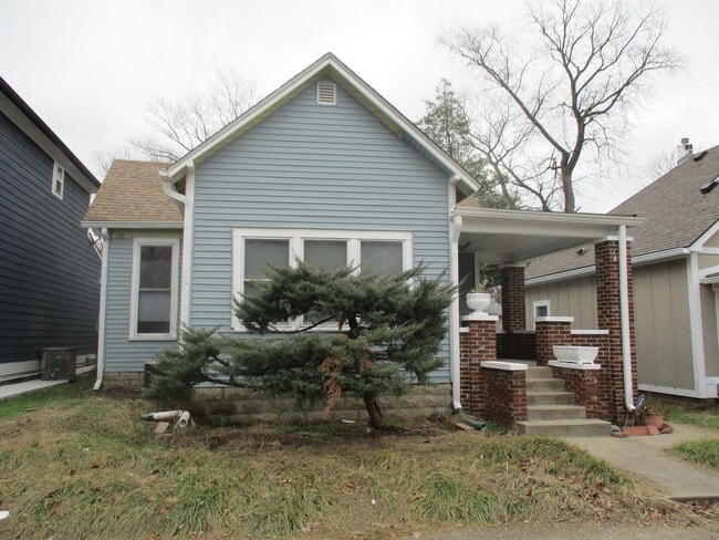 Photo - 545 N Goodlet Ave House