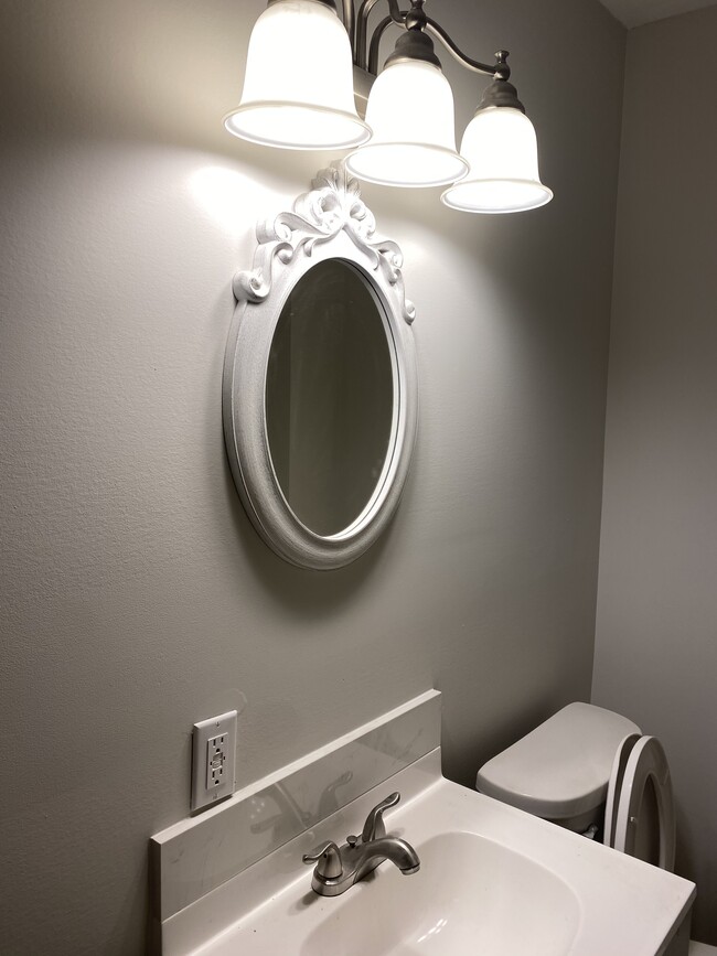 Bathroom - 1140 Walnut Hill Rd
