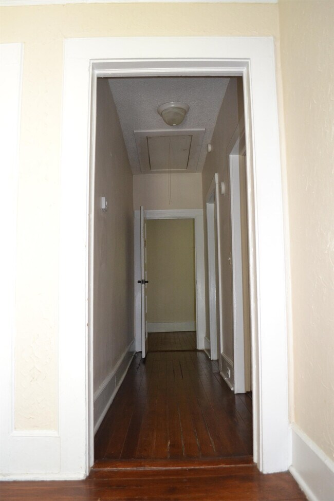 Foto del edificio - 829 Meadow St