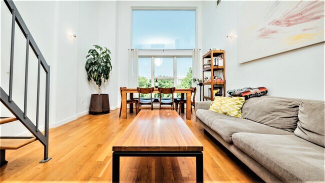 Foto del edificio - 130 Scholes St