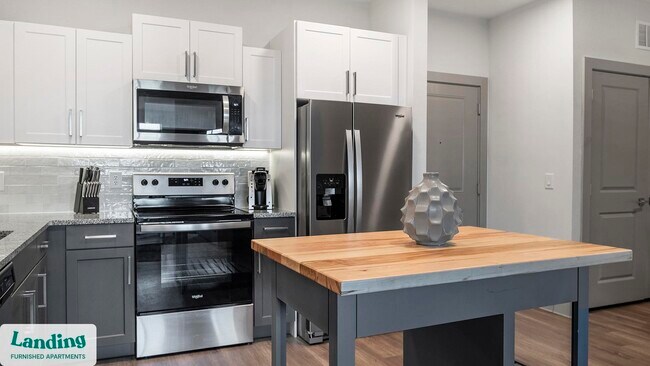 Foto del edificio - 2995 Railside Lp